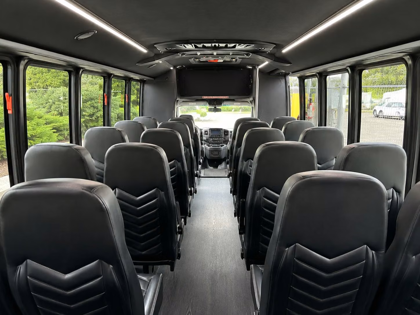 virginia beach 15 passenger minibus rental